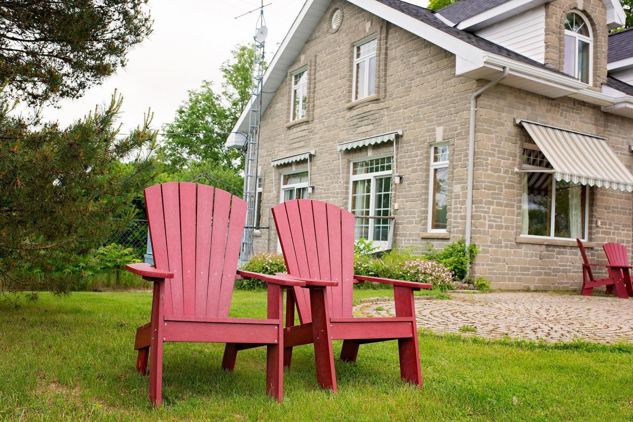 Rock Hill Bed & Breakfast Sharbot Lake Exterior photo